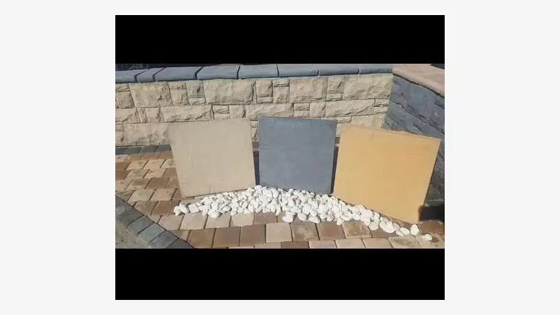 Rockface color paving slabs on Sale.